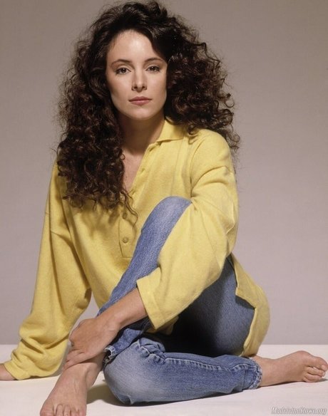 Madeleine Stowe high quality model pics