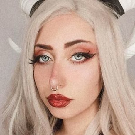 Evolet Asmr adult actress images