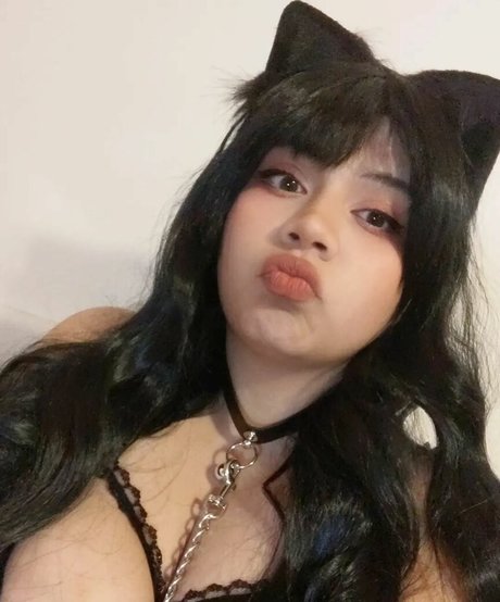 teen asian onlyfans hot picture