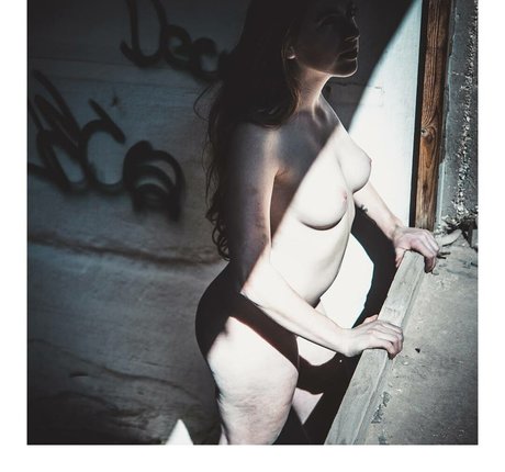 Danielle Holzman sex actress archive