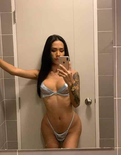 Miss Ryan Iris best model photo