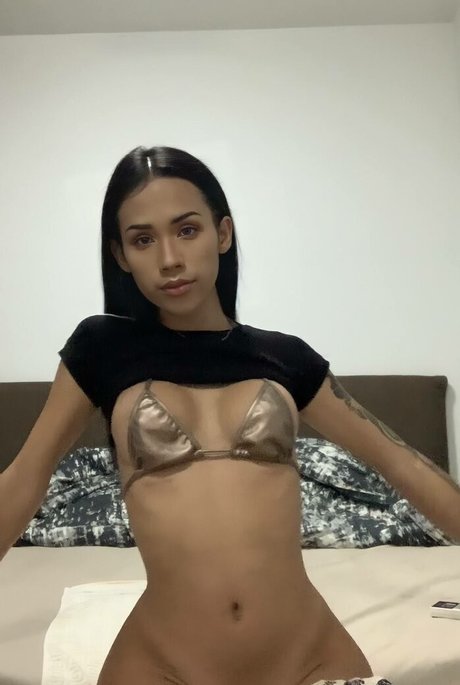 Miss Ryan Iris hd pornstar photos