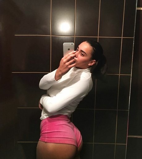 blonde shemale onlyfans free nude archive