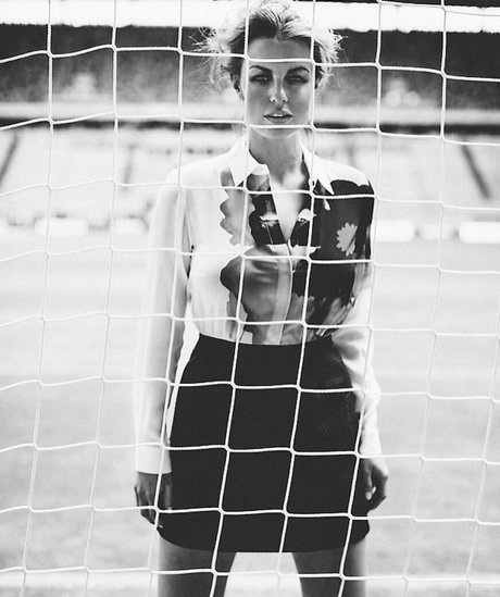 Laura Wontorra high quality pornstar picture