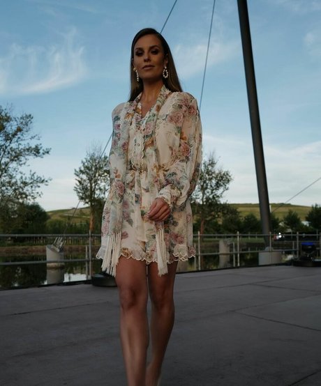 Laura Wontorra free pornstar pic