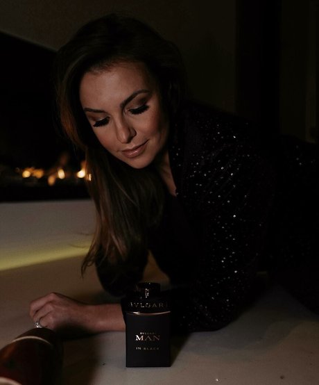 Laura Wontorra pornstar nudes images