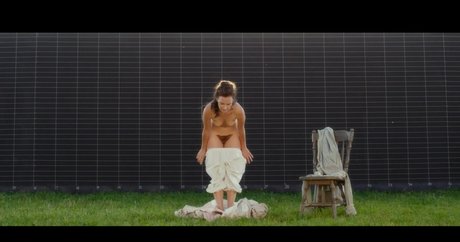 Jodi Balfour perfect pornstar picture