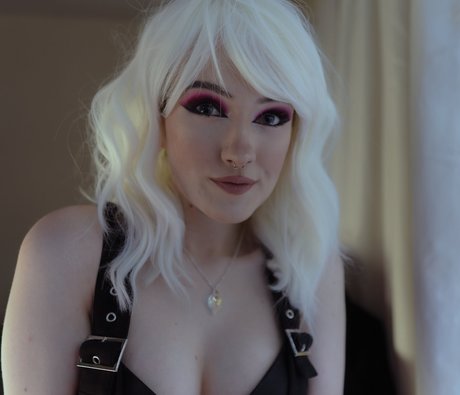 Ashi pornstar hot photo