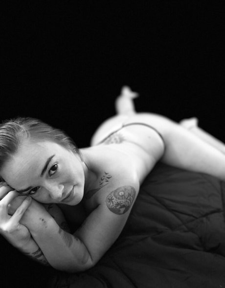 rosie lynn69 nude star galleries