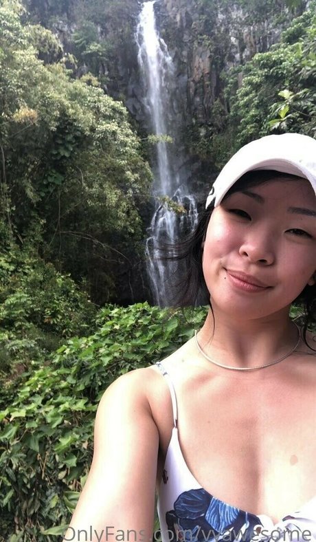 VyAwesome xxx model images