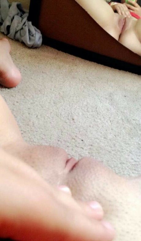 Girlfriends exclusive model image