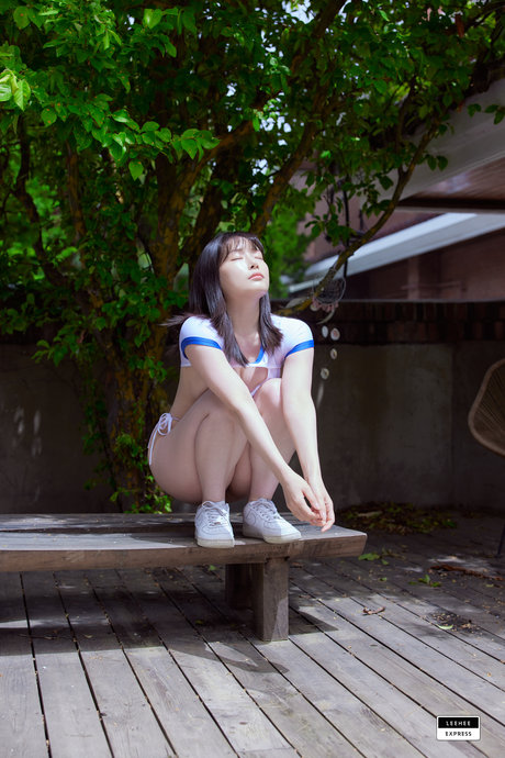 piamodel sexy model photo