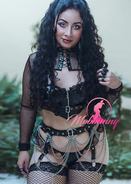 skinny blonde milf onlyfans hd gallery