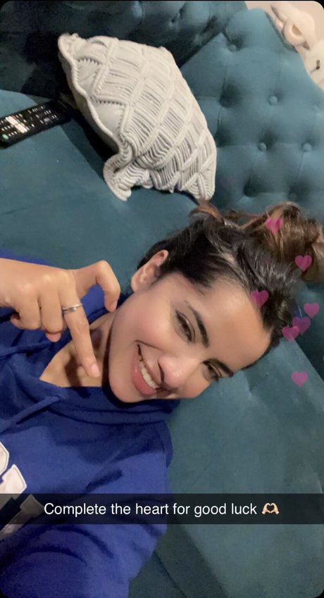 Unnati Patwa sex actress img