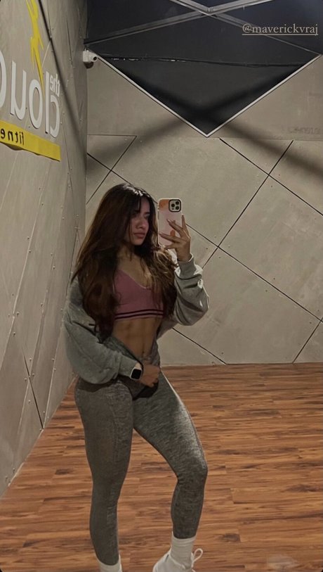 Unnati Patwa pornographic model image