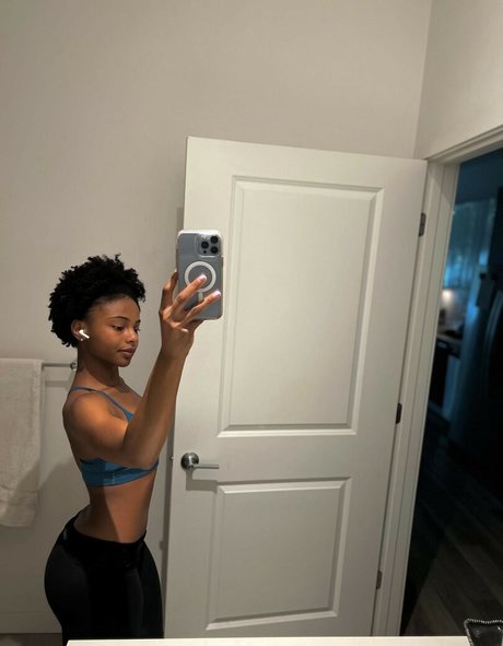 Saffronnn sex star archive