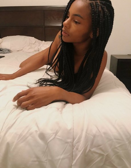 Saffronnn star beautiful picture