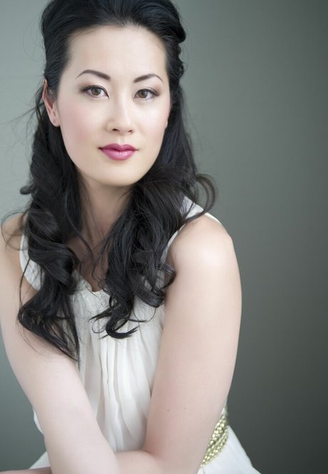 Olivia Cheng pornstar beautiful archive