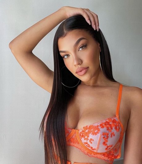 Tiona Fernan porn actress pic