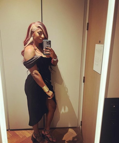 Kadeena Cox hot model galleries