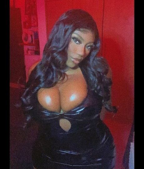 prizzkka naked pornstar pic