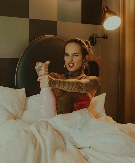 Tatiana Shmayluk model beautiful pic