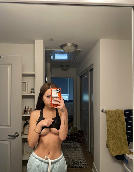 Sam Cheyenne exclusive pornstar pics