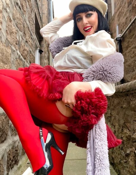 loveitwithlynsey model free pictures