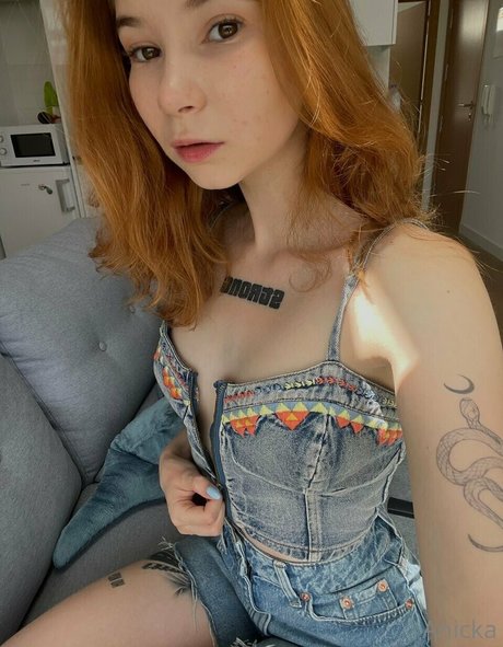 anicka anicka model free image