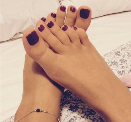 Sophia Zisi pretty star pics