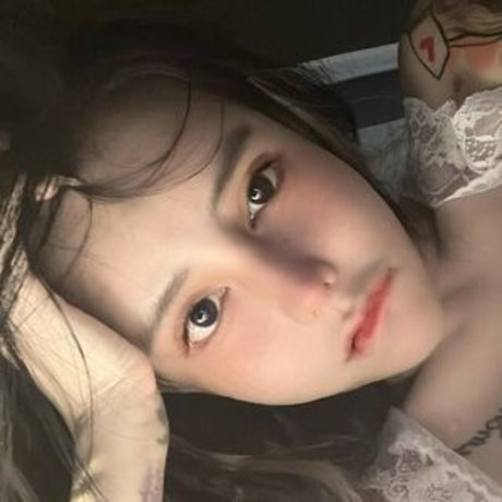 Truong Kha Tran pornstar top photo