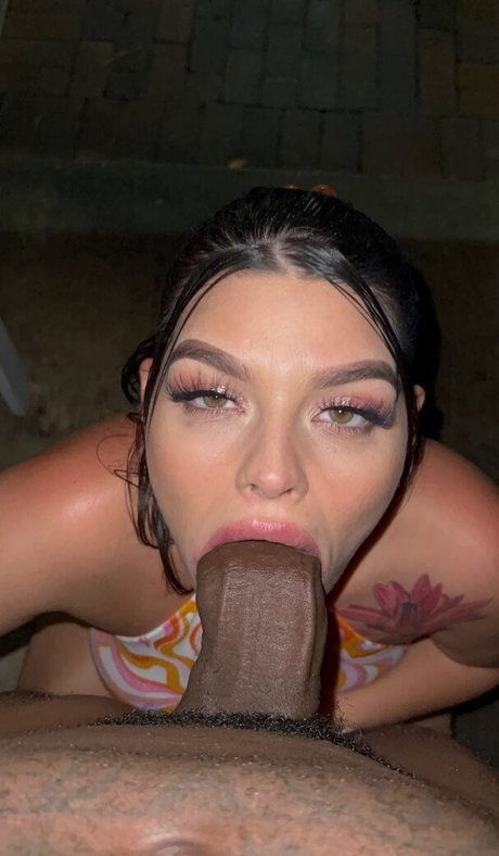 Arrah Lynn pornstar top photos