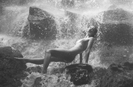 Ishh nudes model photo