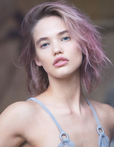 Ishh pretty actress pics