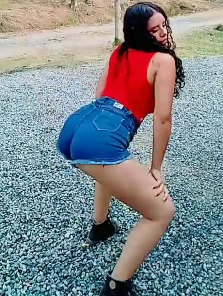 Kamylla Lima exclusive model pictures