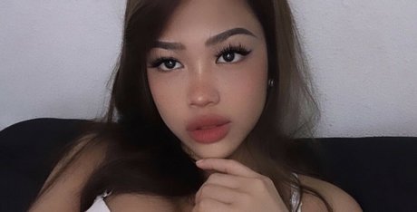 Cris Millen star erotic image