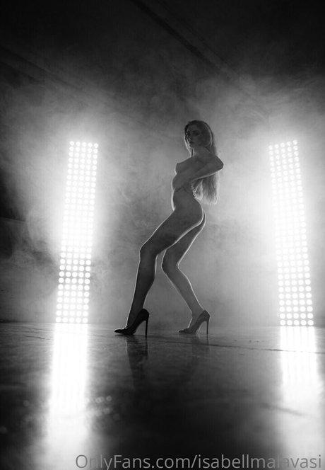 Isabell Malavasi pornstar art photo