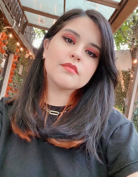 Dani Stocking model top pictures