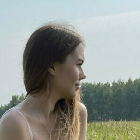 PregnantGirl model nude photo