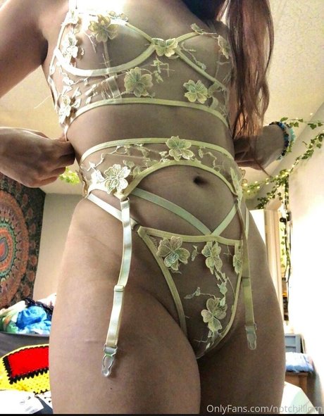 notchilllorn model exclusive pics