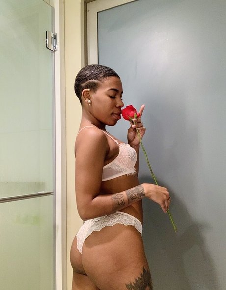 Darling Nicky model porn pictures