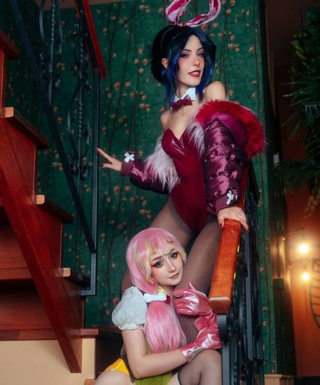 MiikhyDeafening nude star images