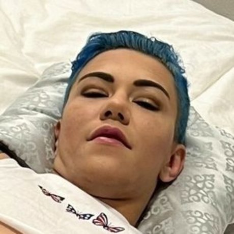 Jessica Andrade sexy actress img