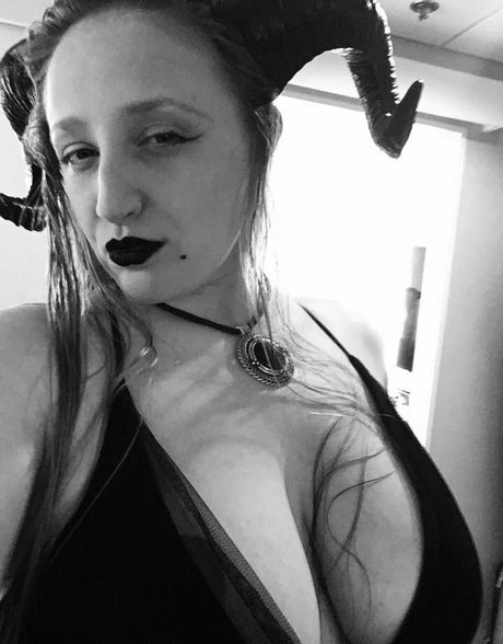 BordeauxBlack pornstar sex picture