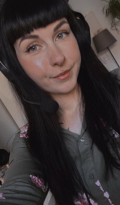 romisu nice pornstar photo