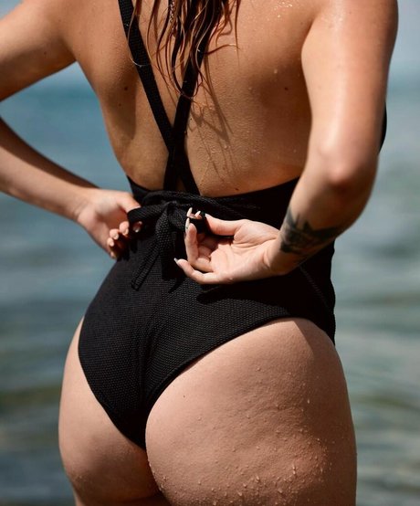 ROMY model hd photos