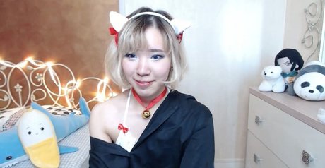 Pancakee model naked images