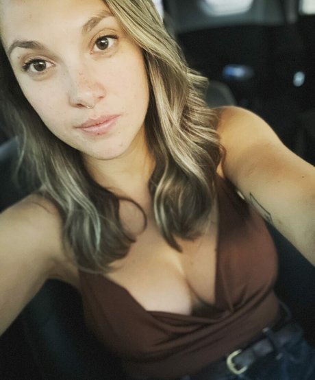 tiktok stars onlyfans beautiful nude picture