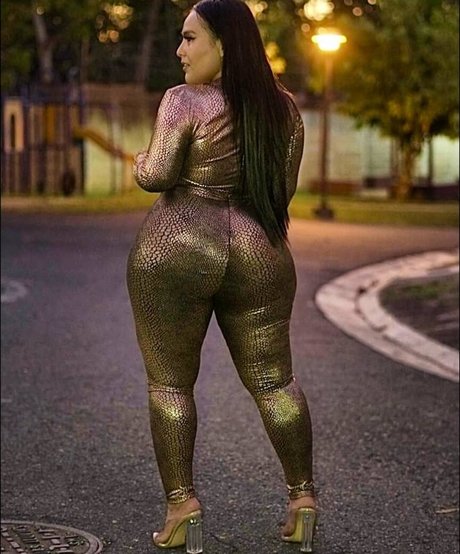 Lulu Mena adult star galleries