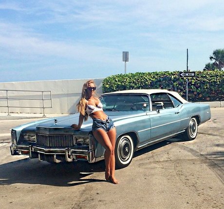 Laureen Pisciotta exclusive model pics